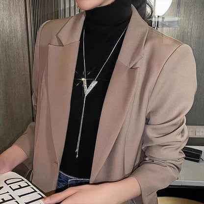 Adjustable Silver V-Letter Clavicle Chain Necklace